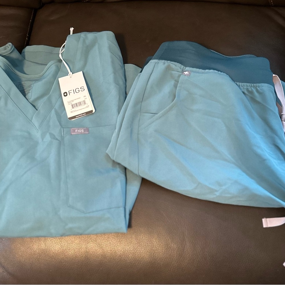 Figs Hydrogreen Scrub Set